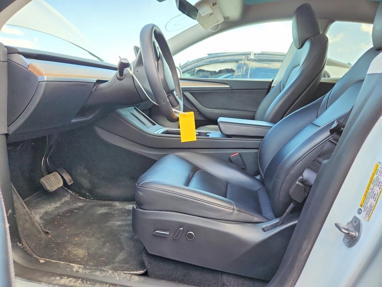 2023 Tesla Model Y - zdjęcie 7