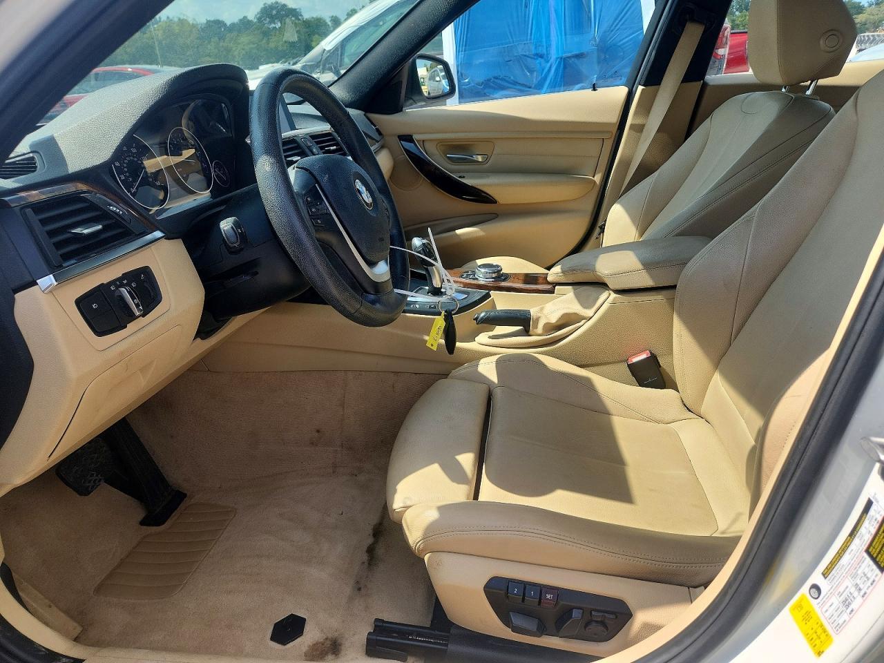 2015 BMW 328 I - zdjęcie 7