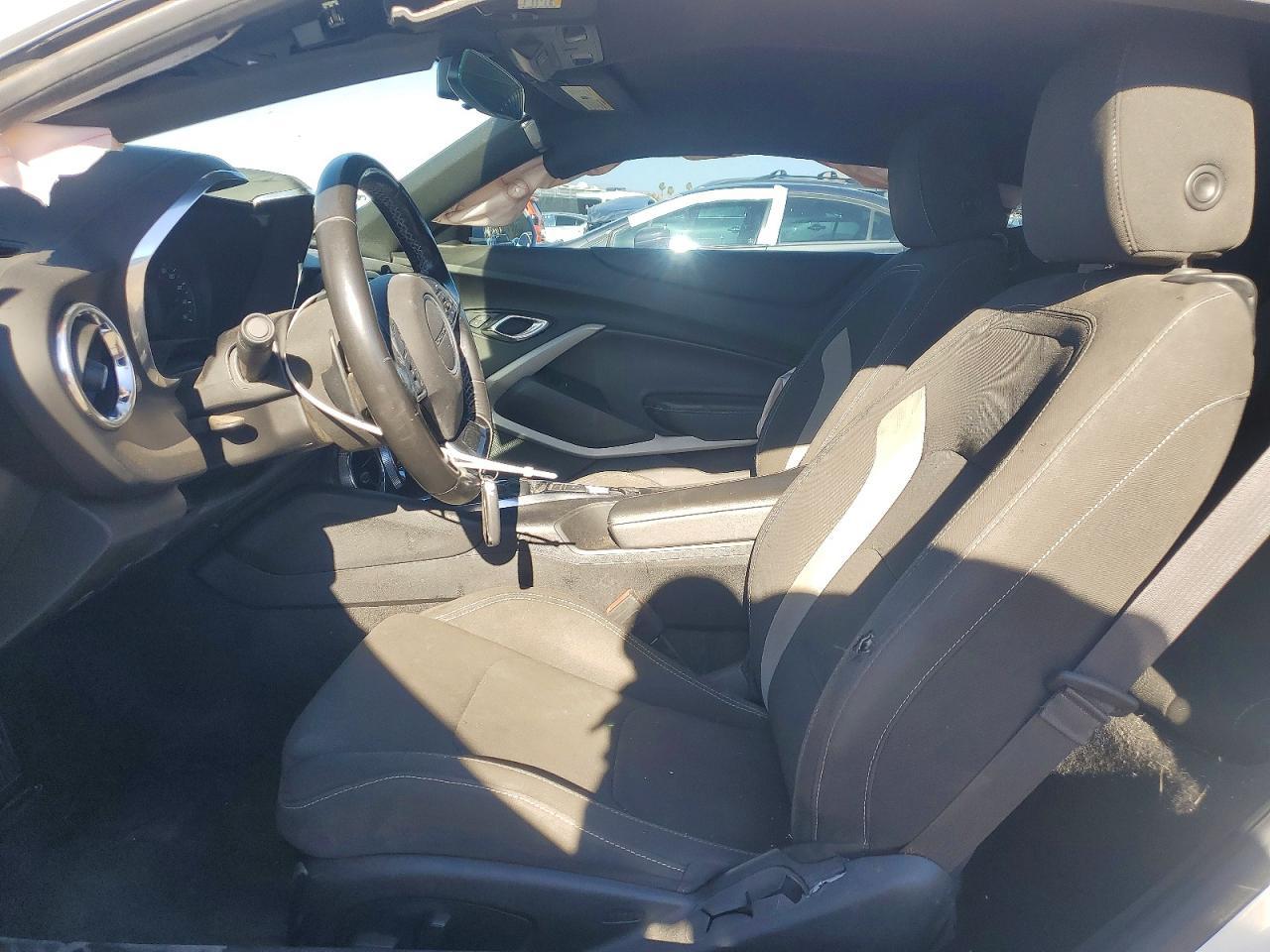 2020 Chevrolet Camaro Ls - zdjęcie 7