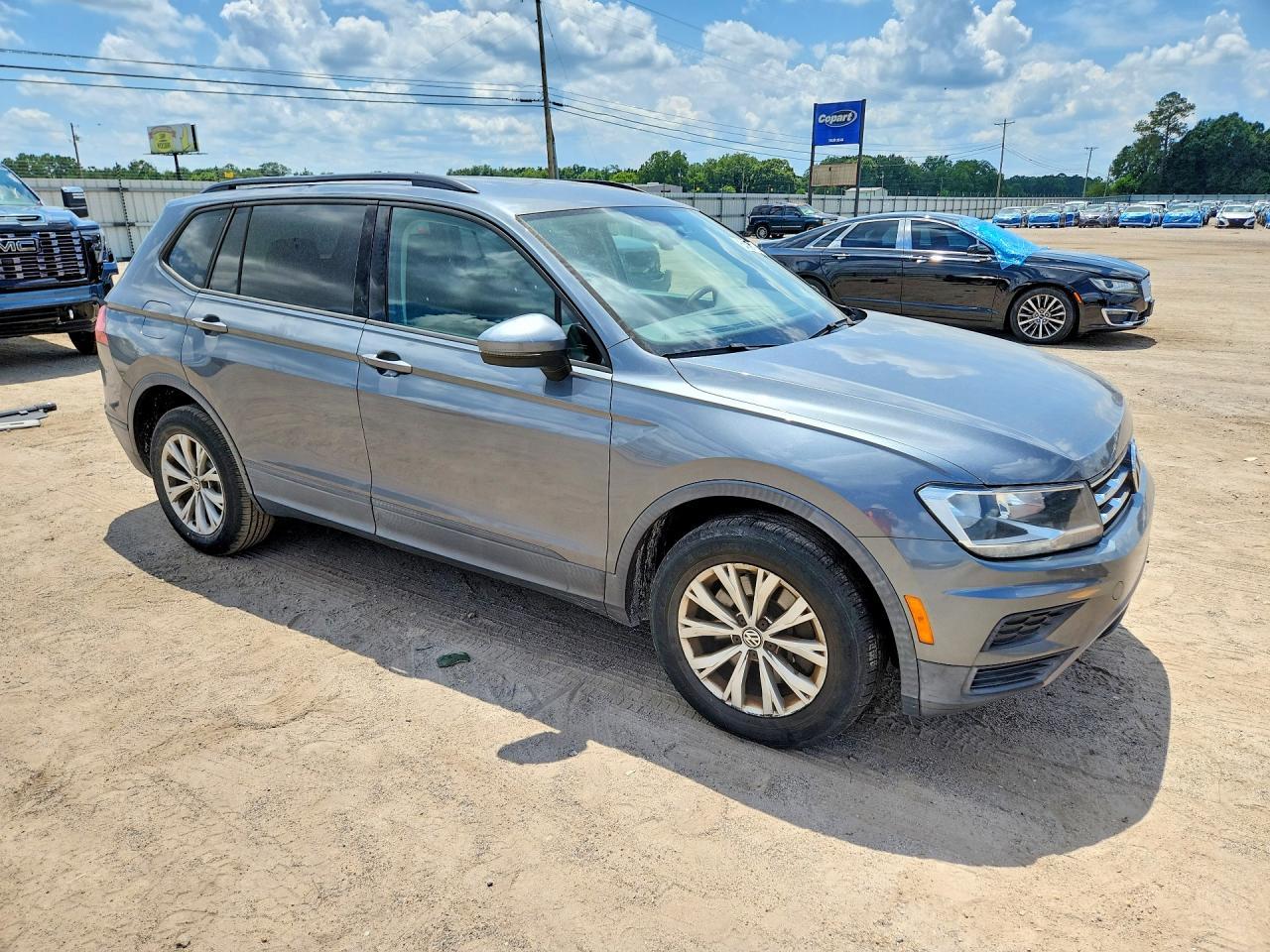 2018 Volkswagen Tiguan S - zdjęcie 4