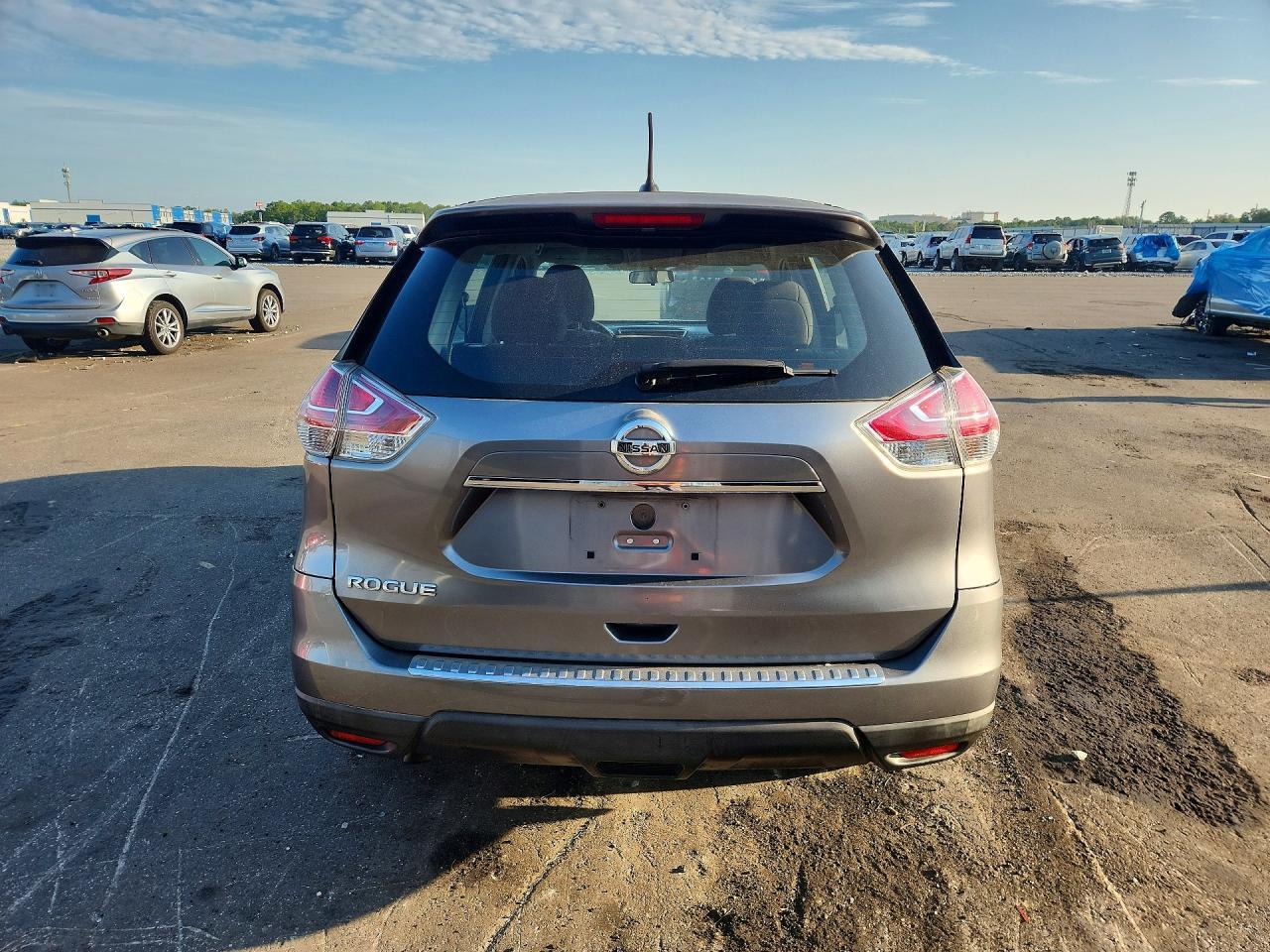 2016 Nissan Rogue S - zdjęcie 6