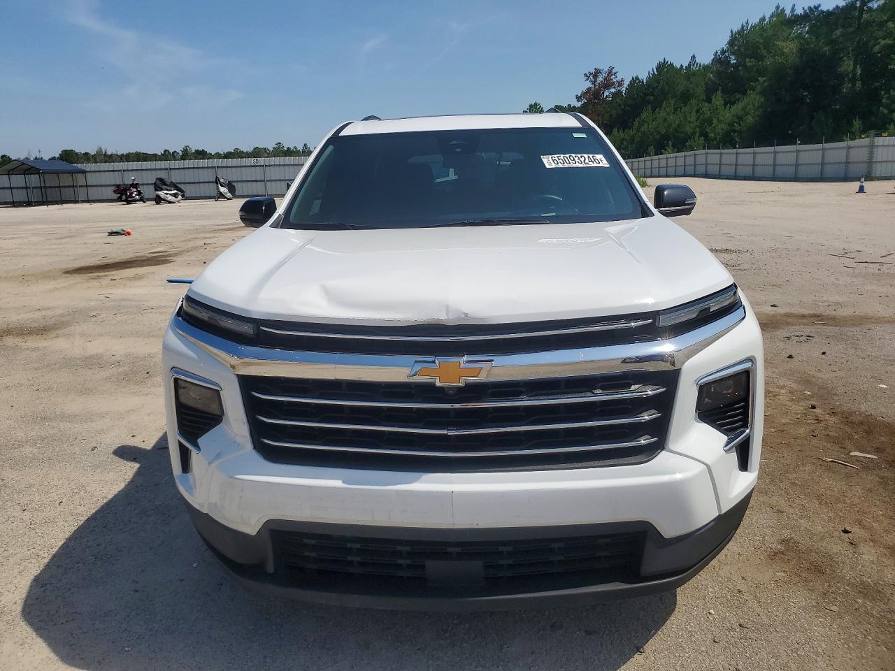 2025 Chevrolet Traverse Lt - zdjęcie 5