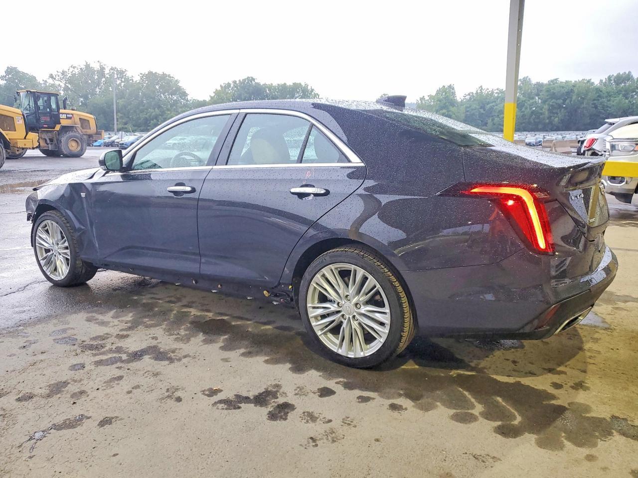 2024 Cadillac Ct4 Premium Luxury - zdjęcie 2