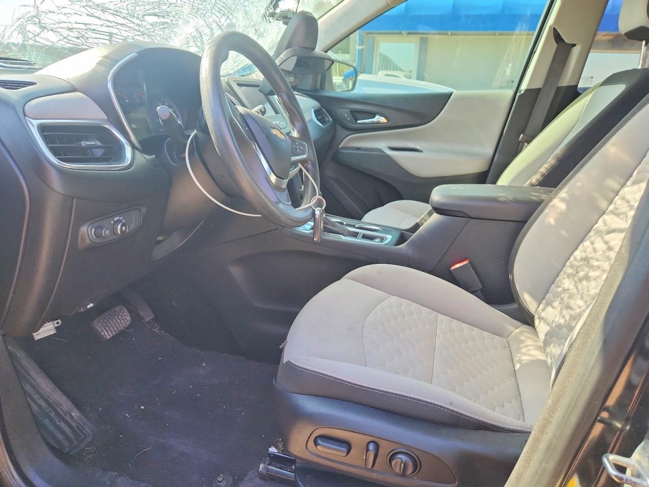 2020 Chevrolet Equinox Ls - zdjęcie 7