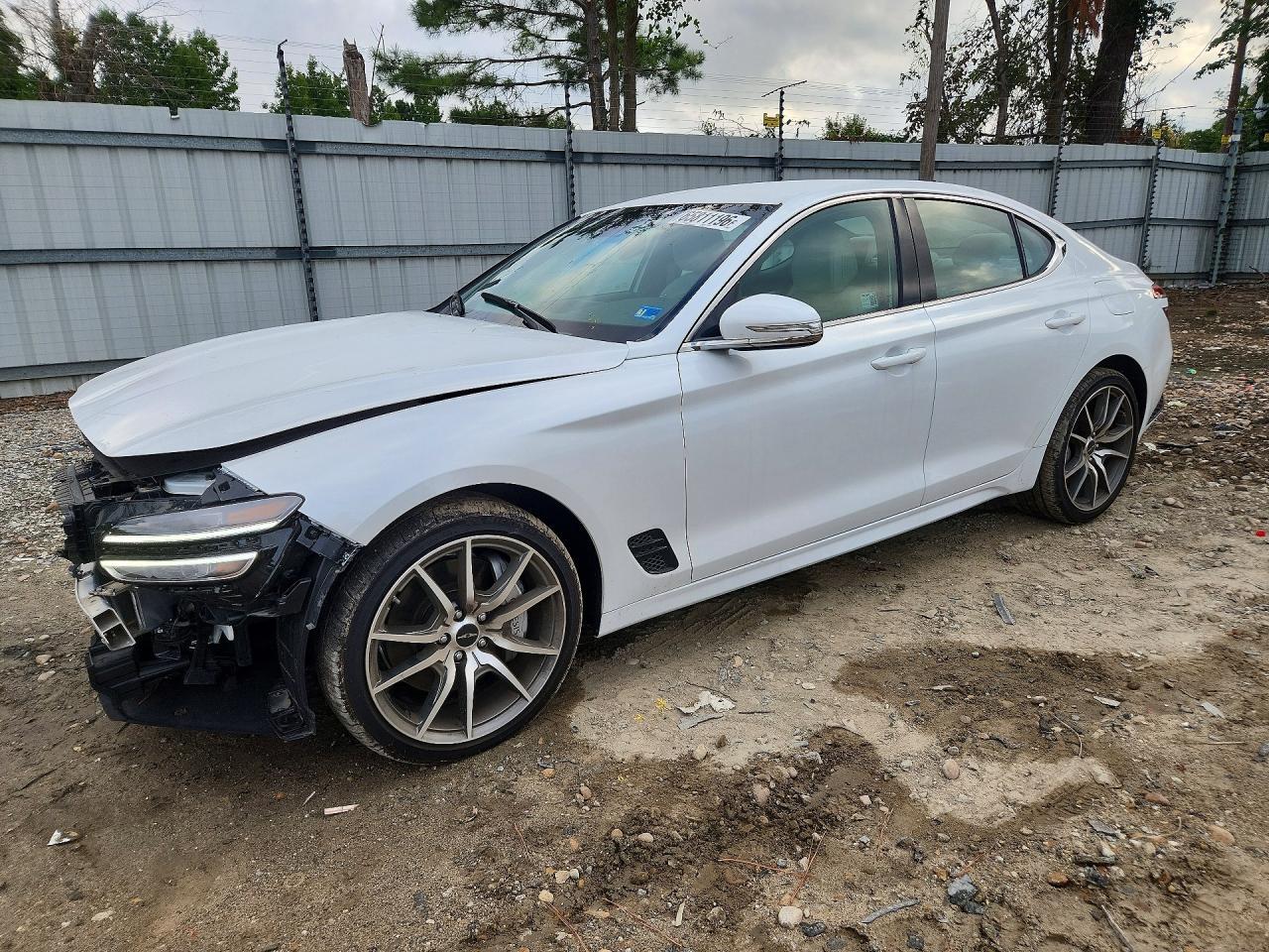 2025 Genesis G70 2.5T Standard - zdjęcie główne