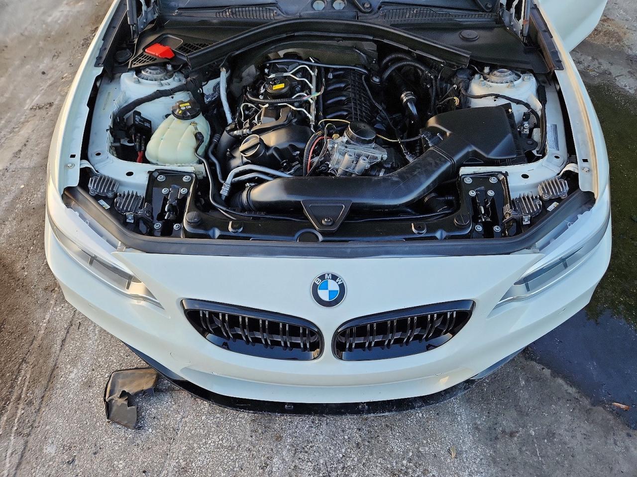 2015 BMW M235I - zdjęcie 11