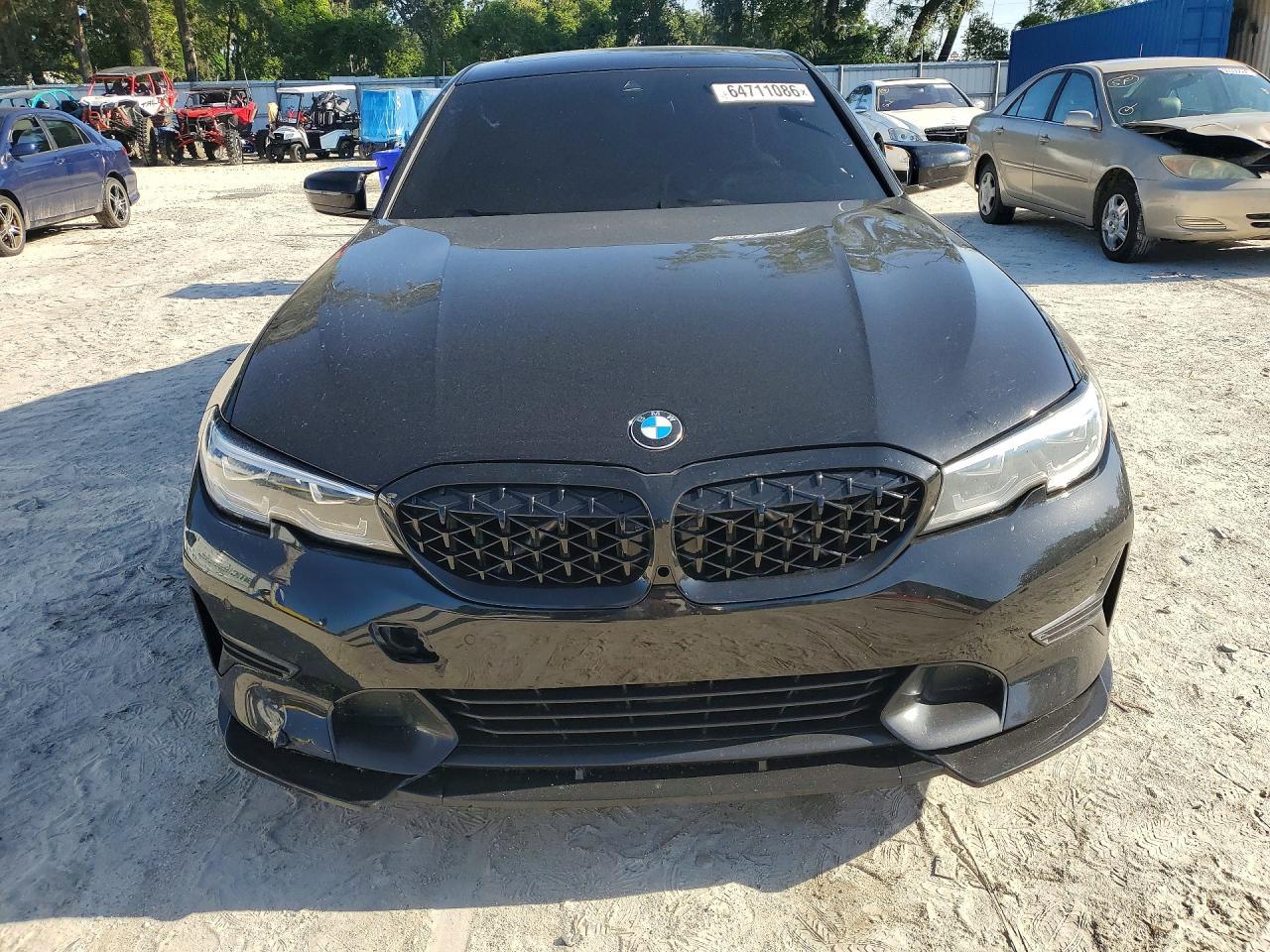 2021 BMW 330I - zdjęcie 5