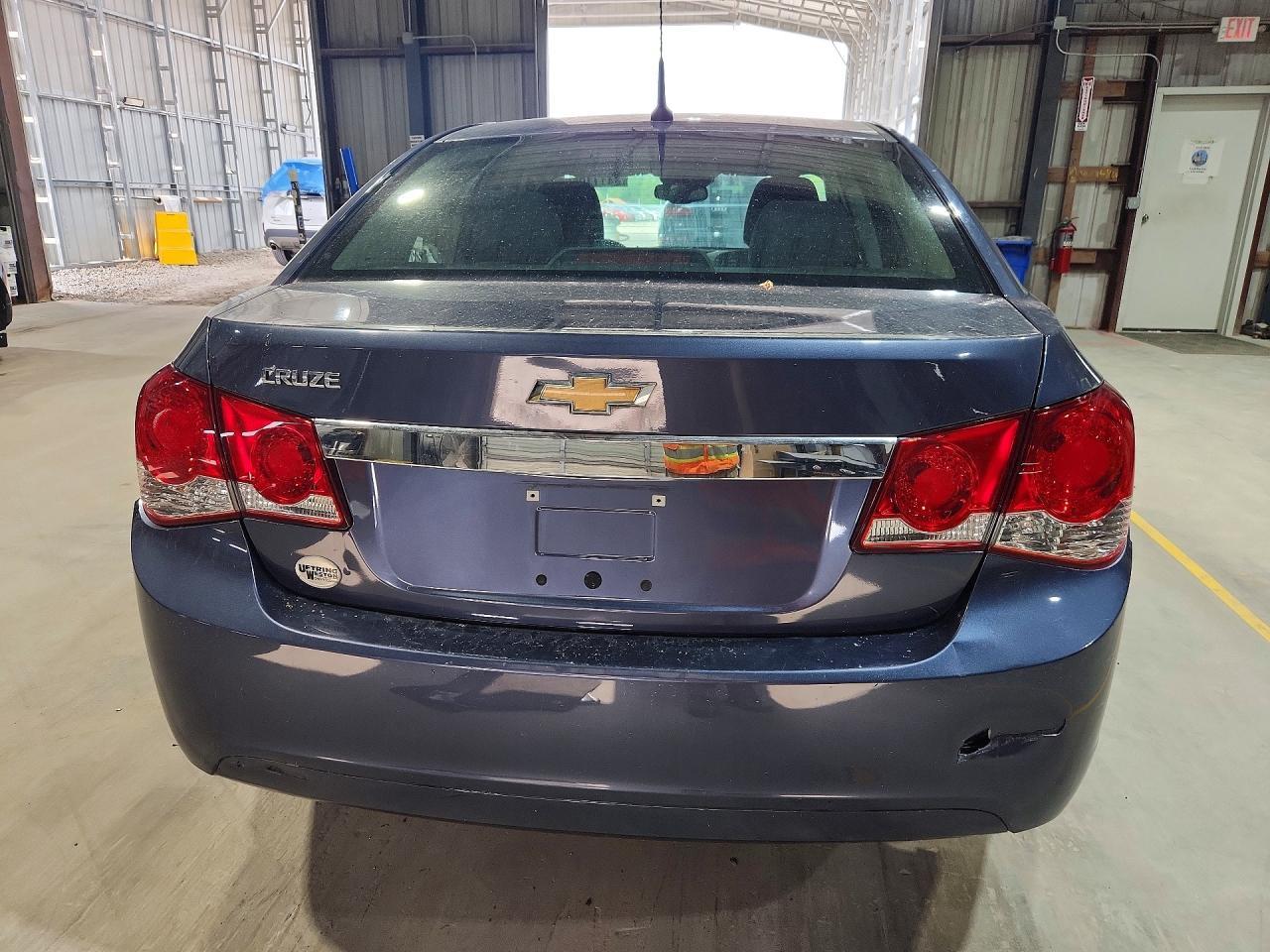 2014 Chevrolet Cruze Ls - zdjęcie 6