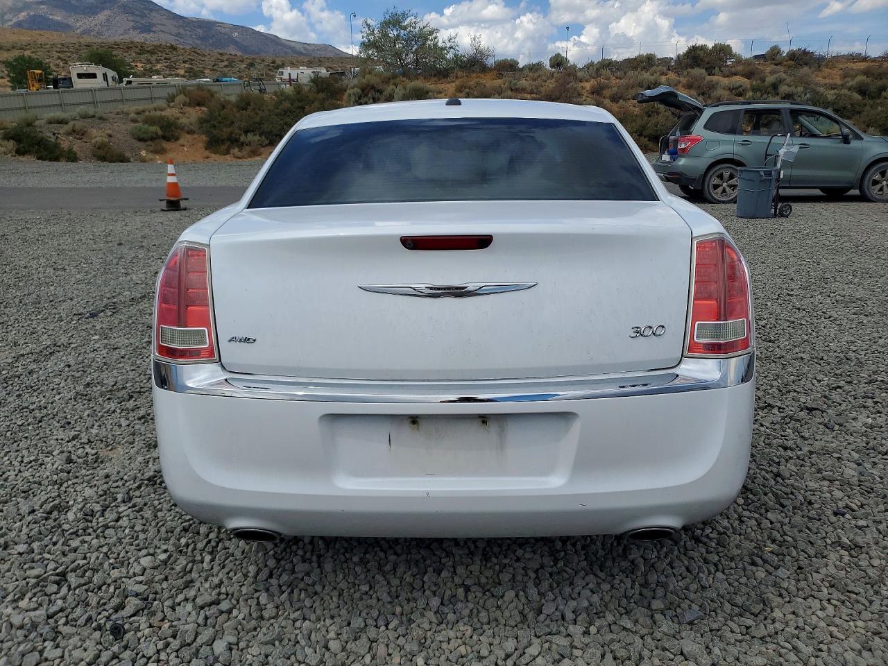 2013 Chrysler 300 - zdjęcie 6