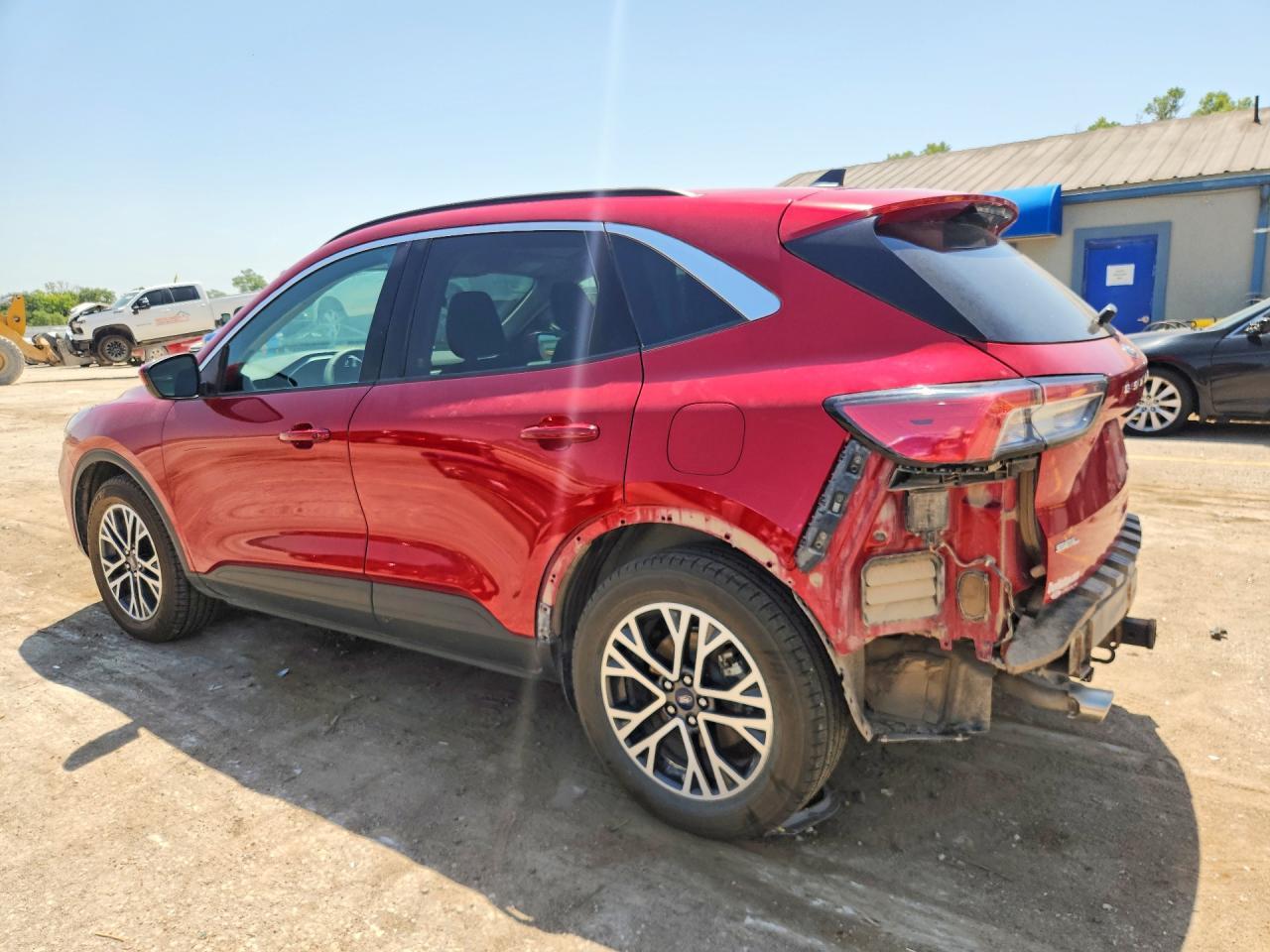 2020 Ford Escape Sel - zdjęcie 2