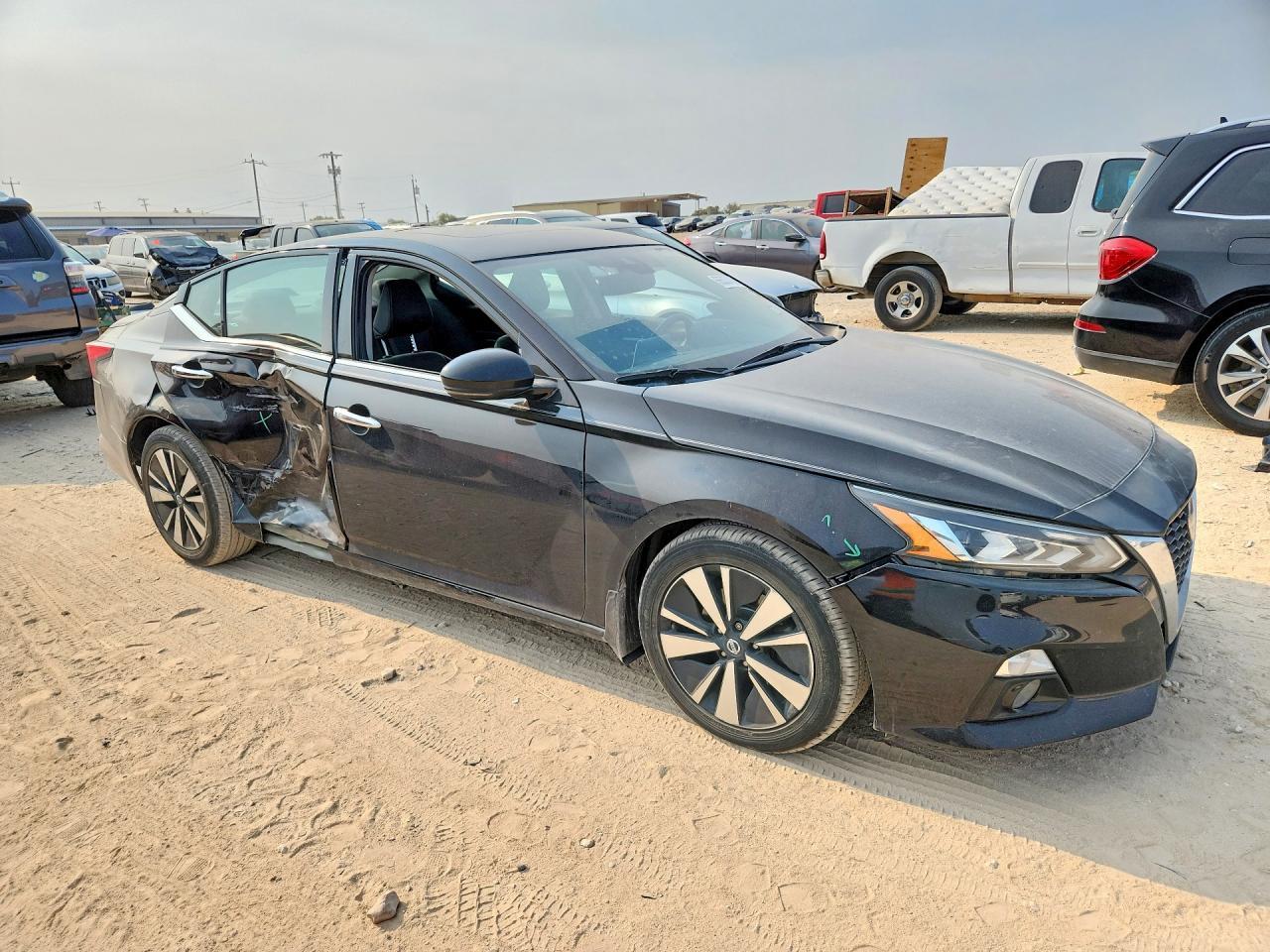 2020 Nissan Altima Sl - zdjęcie 4