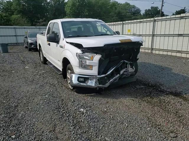 2015 Ford F150 Super Cab - zdjęcie 14