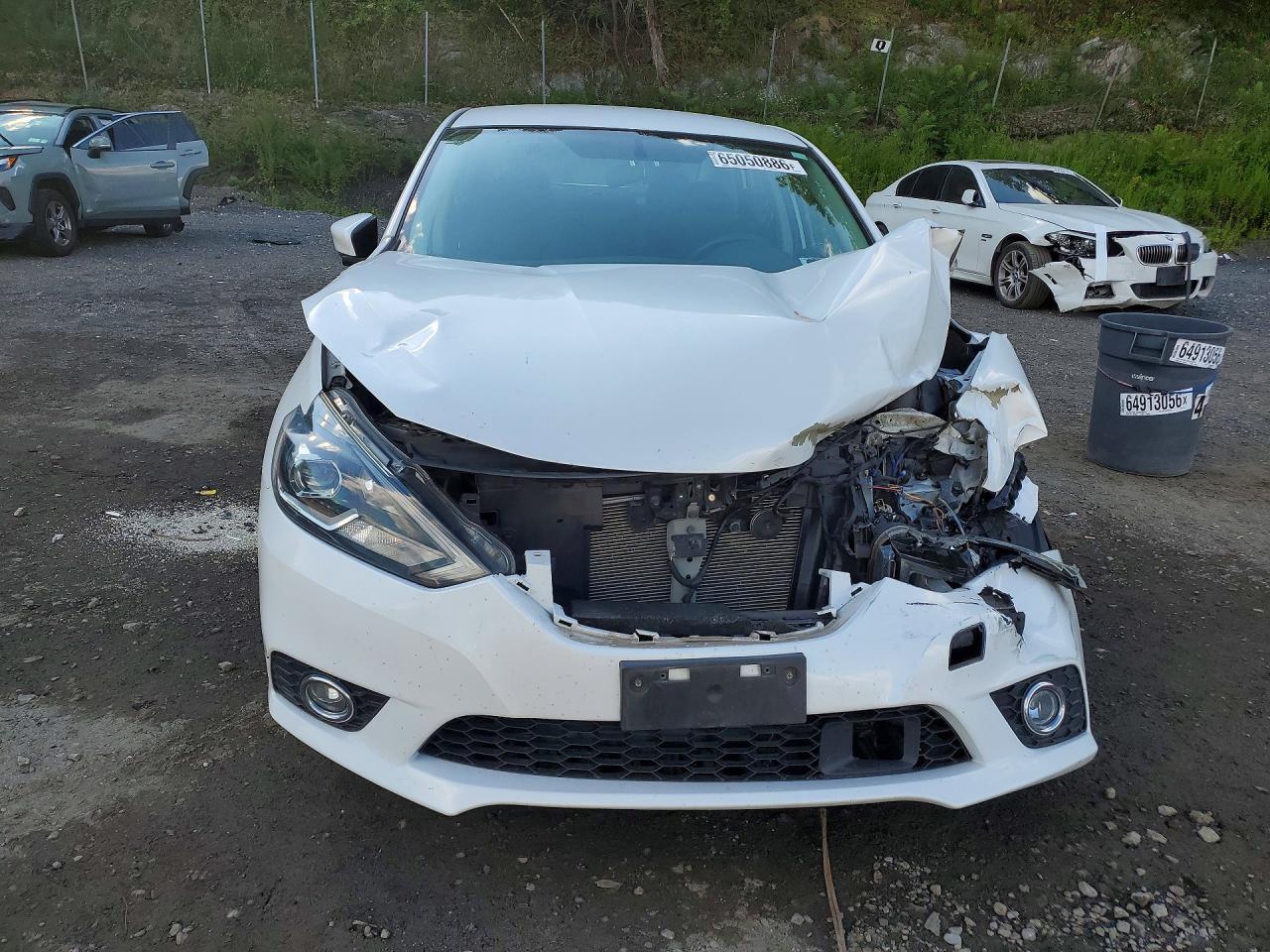 2018 Nissan Sentra Sr - zdjęcie 5