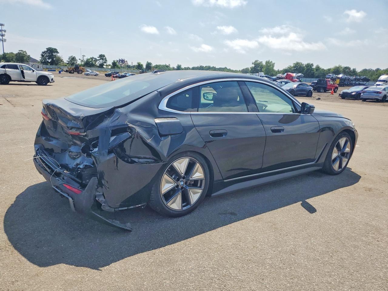2025 BMW I4 xDrive 40 - zdjęcie 3