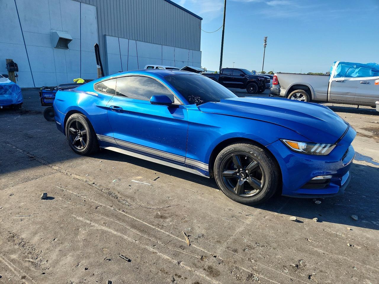 2017 Ford Mustang - zdjęcie 4