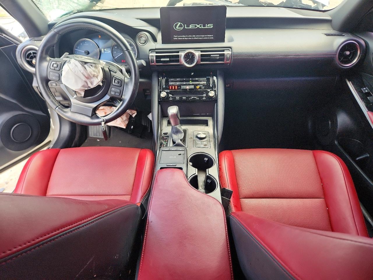 2022 Lexus Is 300 - zdjęcie 8