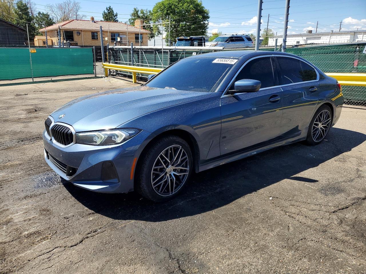 2025 BMW Seria 3 330i - zdjęcie główne