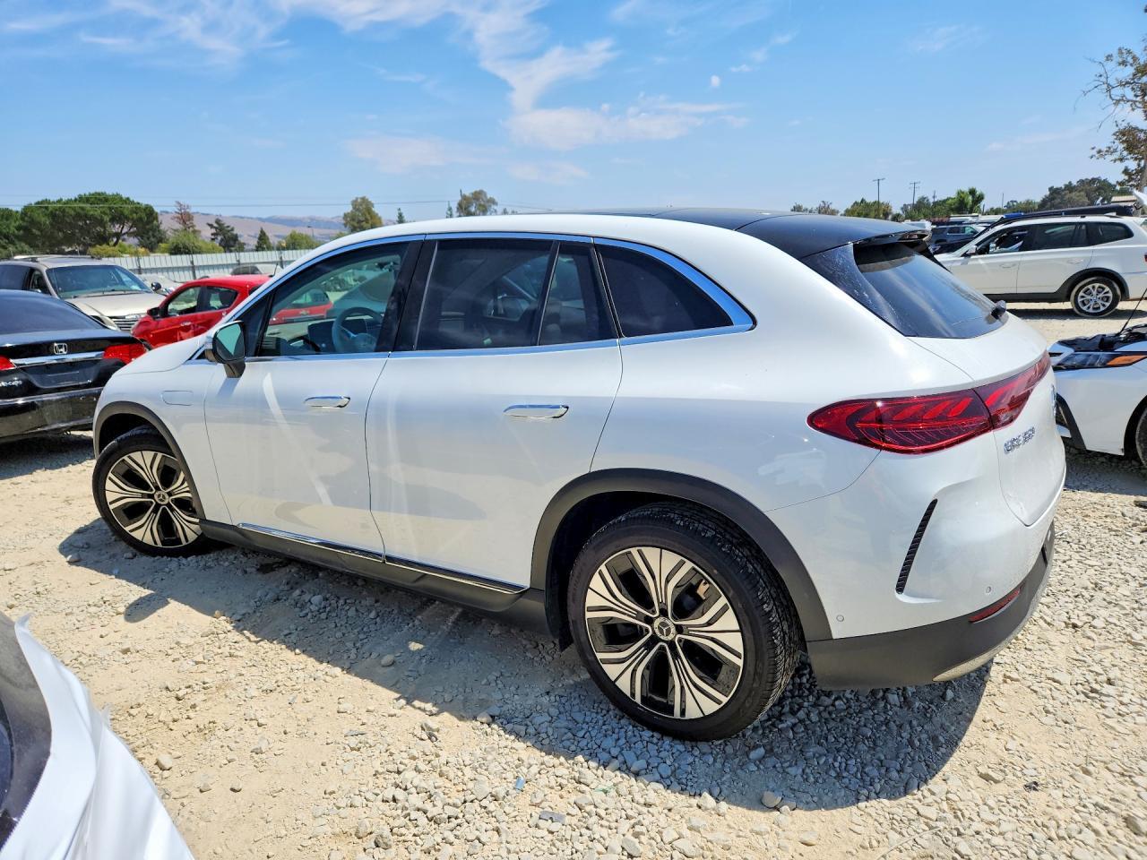 2023 Mercedes-Benz Eqe Suv 350 4Matic - zdjęcie 2