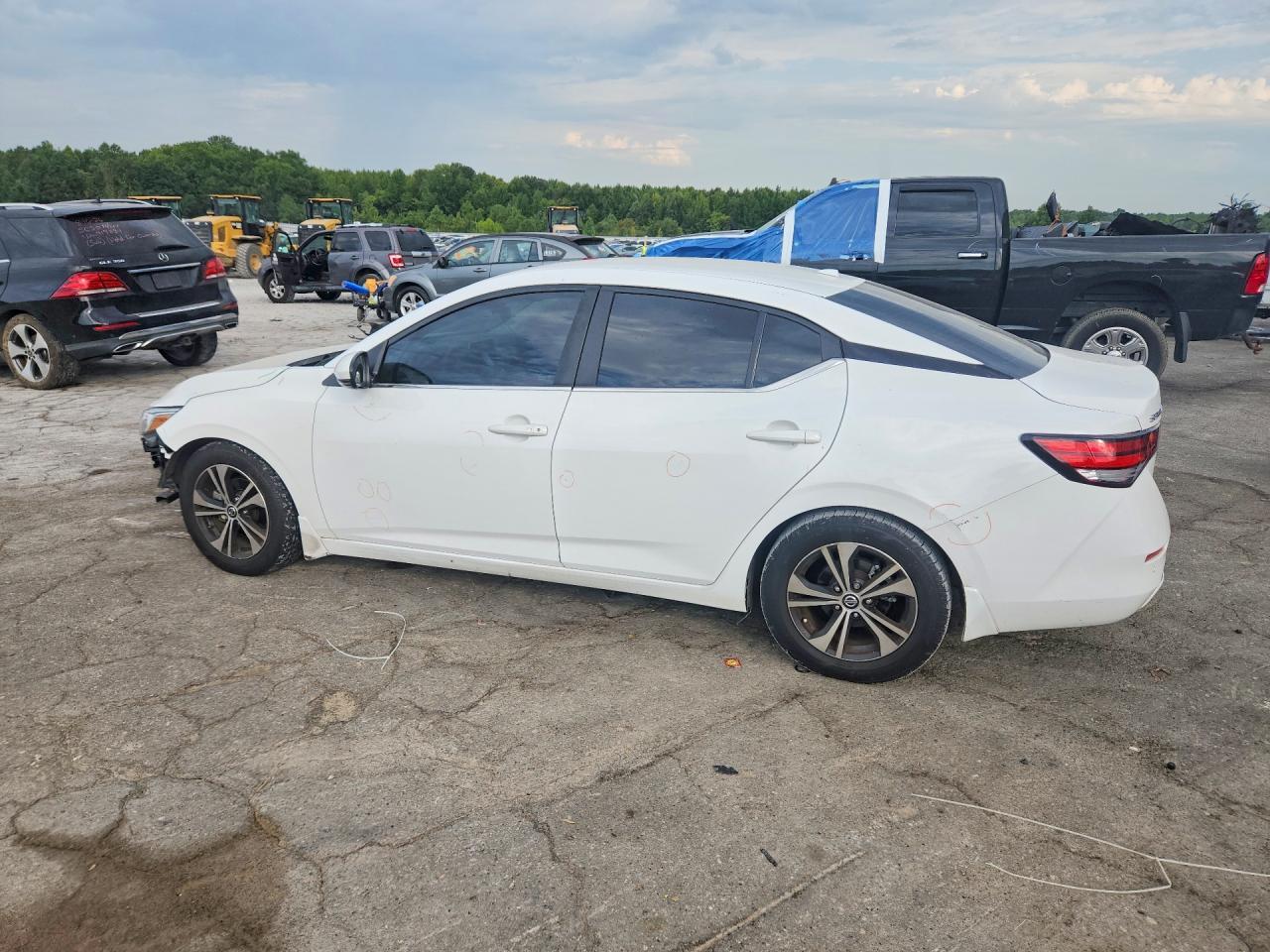 2020 Nissan Sentra Sv - zdjęcie 2