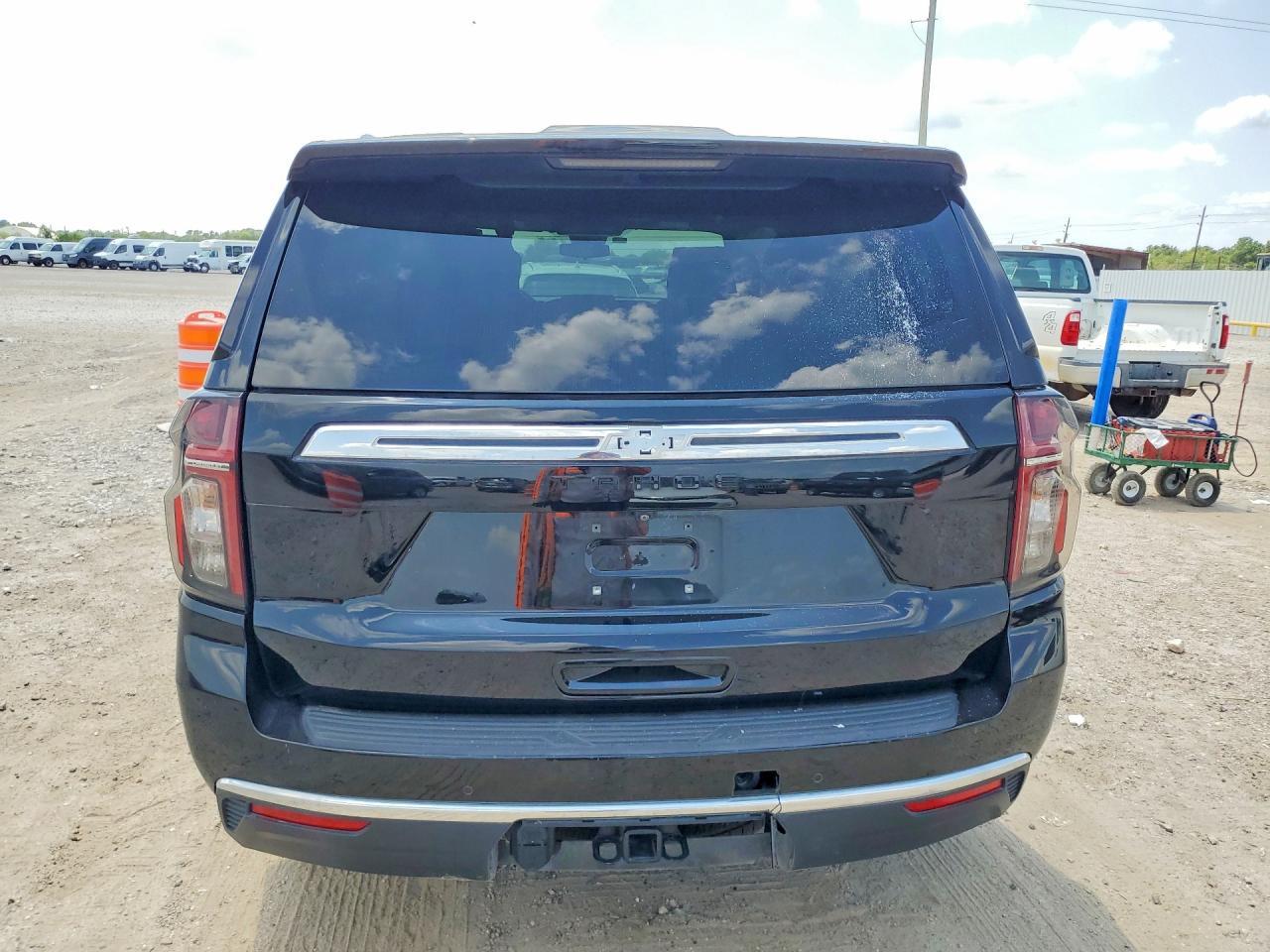 2023 Chevrolet Tahoe K1500 Ls - zdjęcie 6