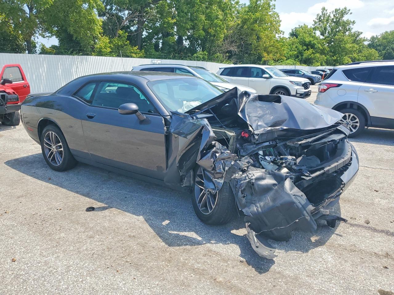 2019 Dodge Challenger Sxt - zdjęcie 4