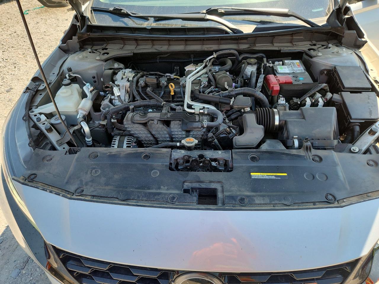2023 Nissan Altima Sr - zdjęcie 11