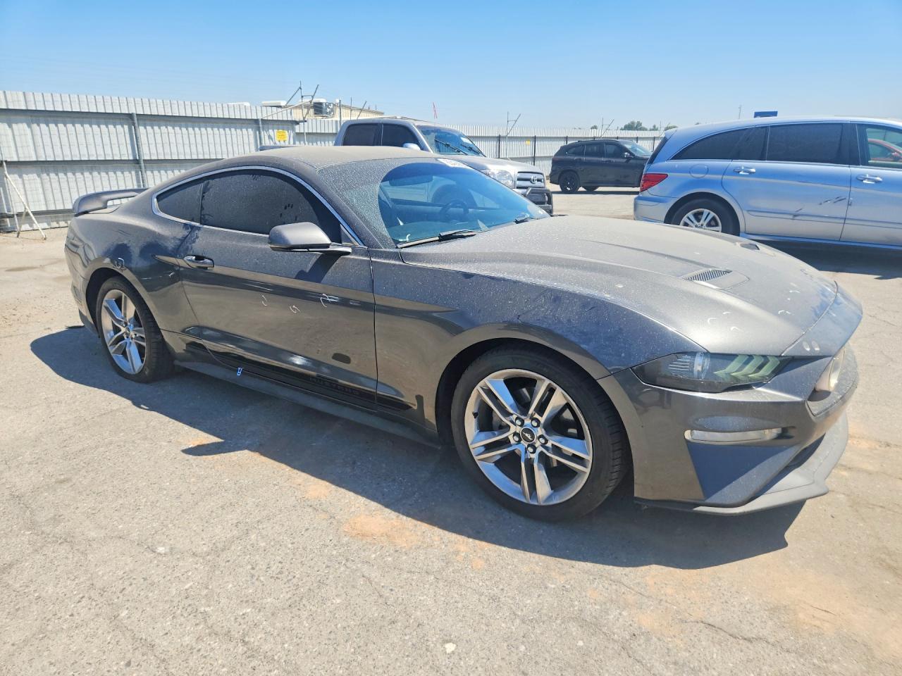 2018 Ford Mustang - zdjęcie 4