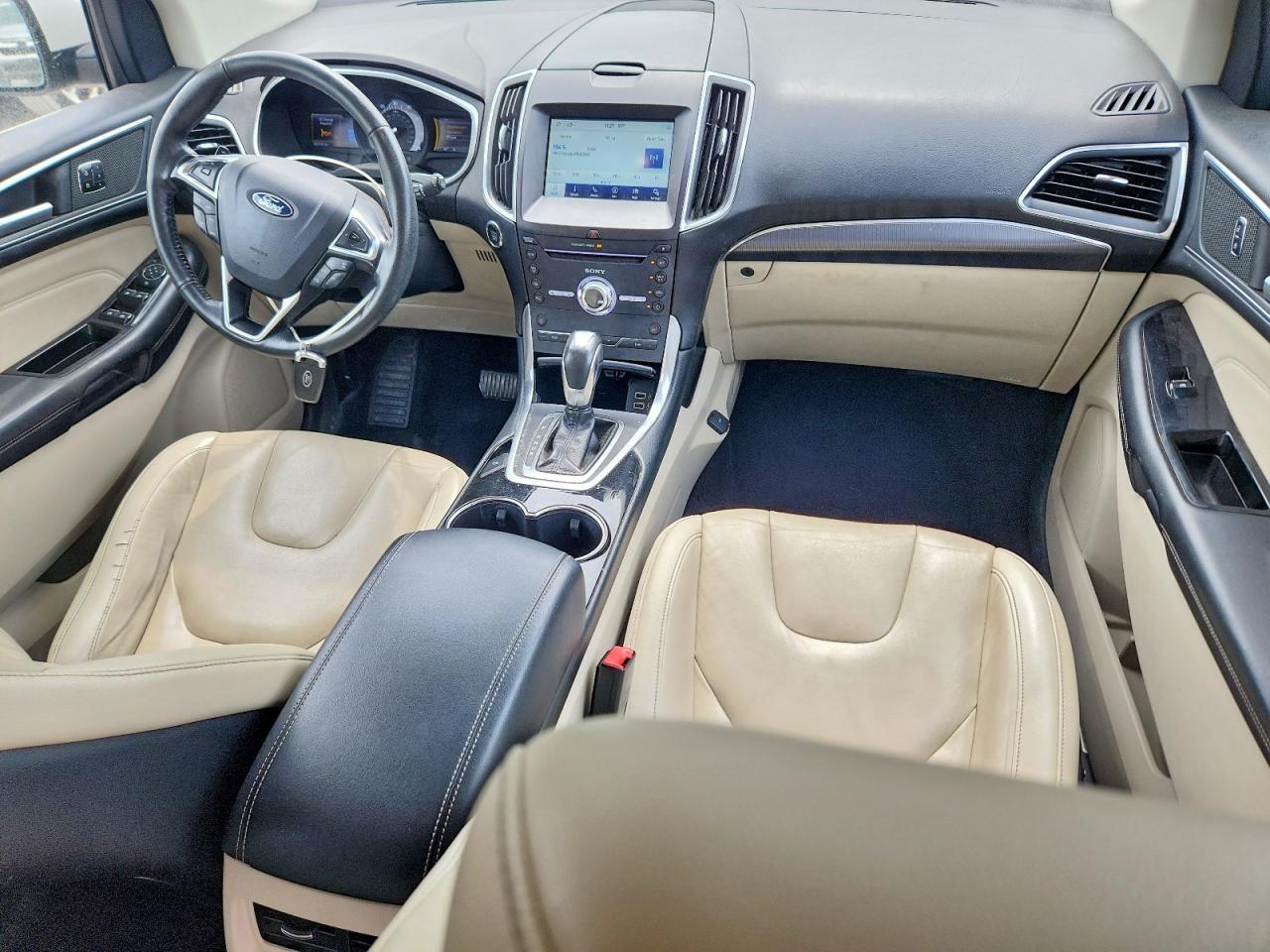 2017 Ford Edge Titanium - zdjęcie 8