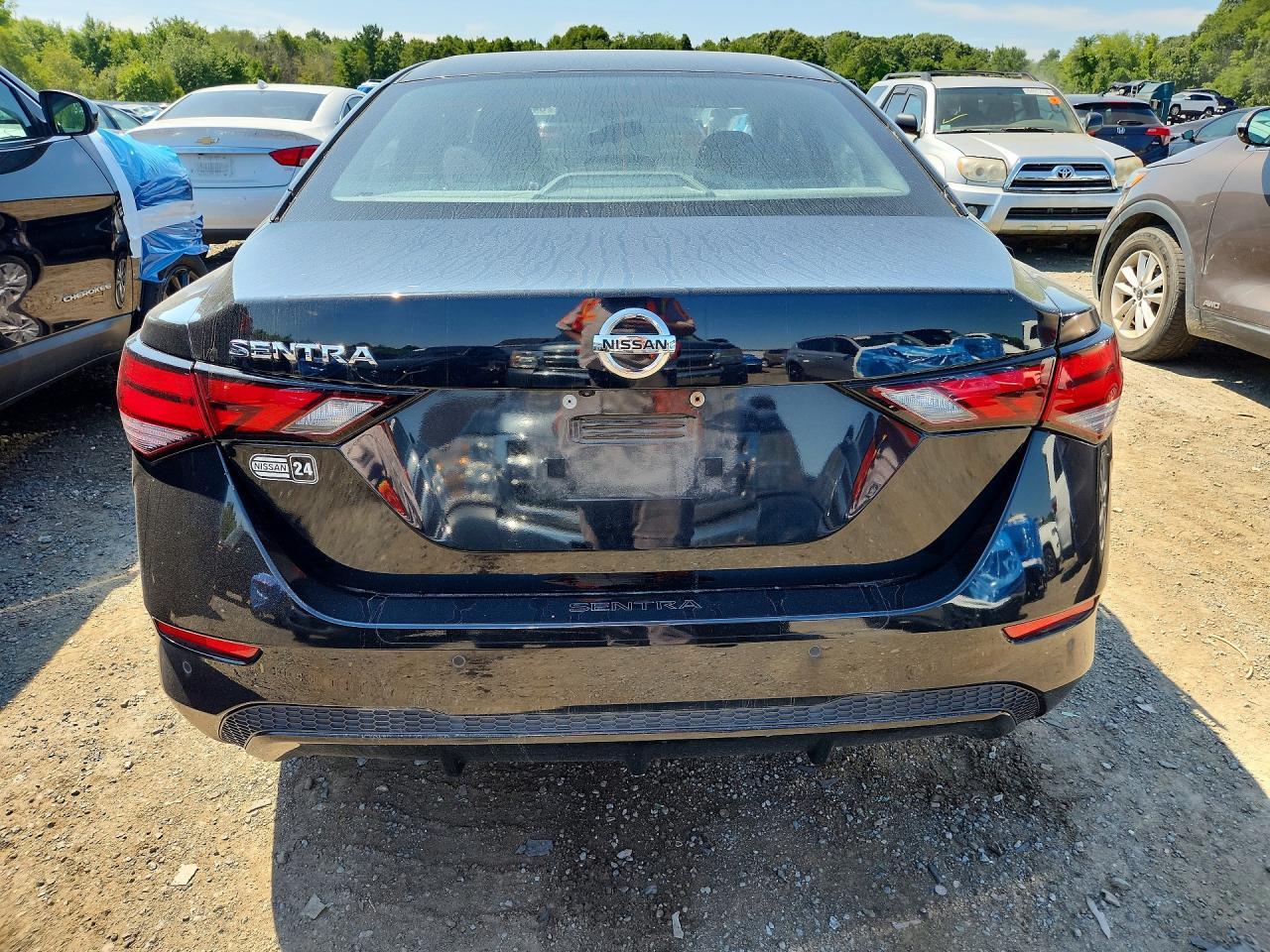 2020 Nissan Sentra S - zdjęcie 6