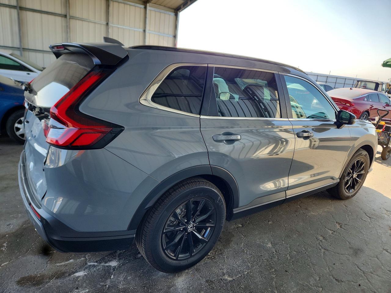 2025 Honda Cr-V Sport-L - zdjęcie 3