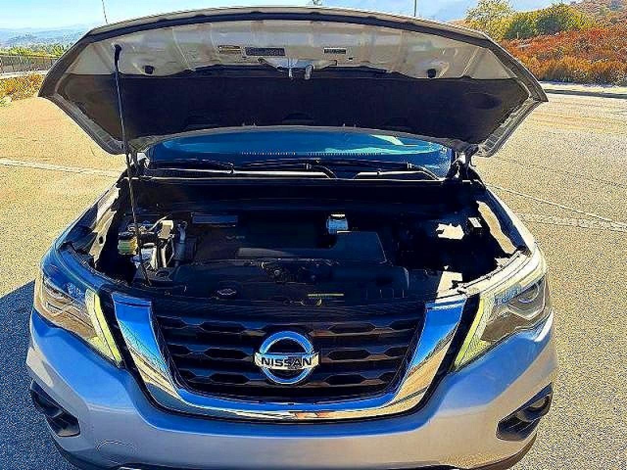 2018 Nissan Pathfinder Sl - zdjęcie 7