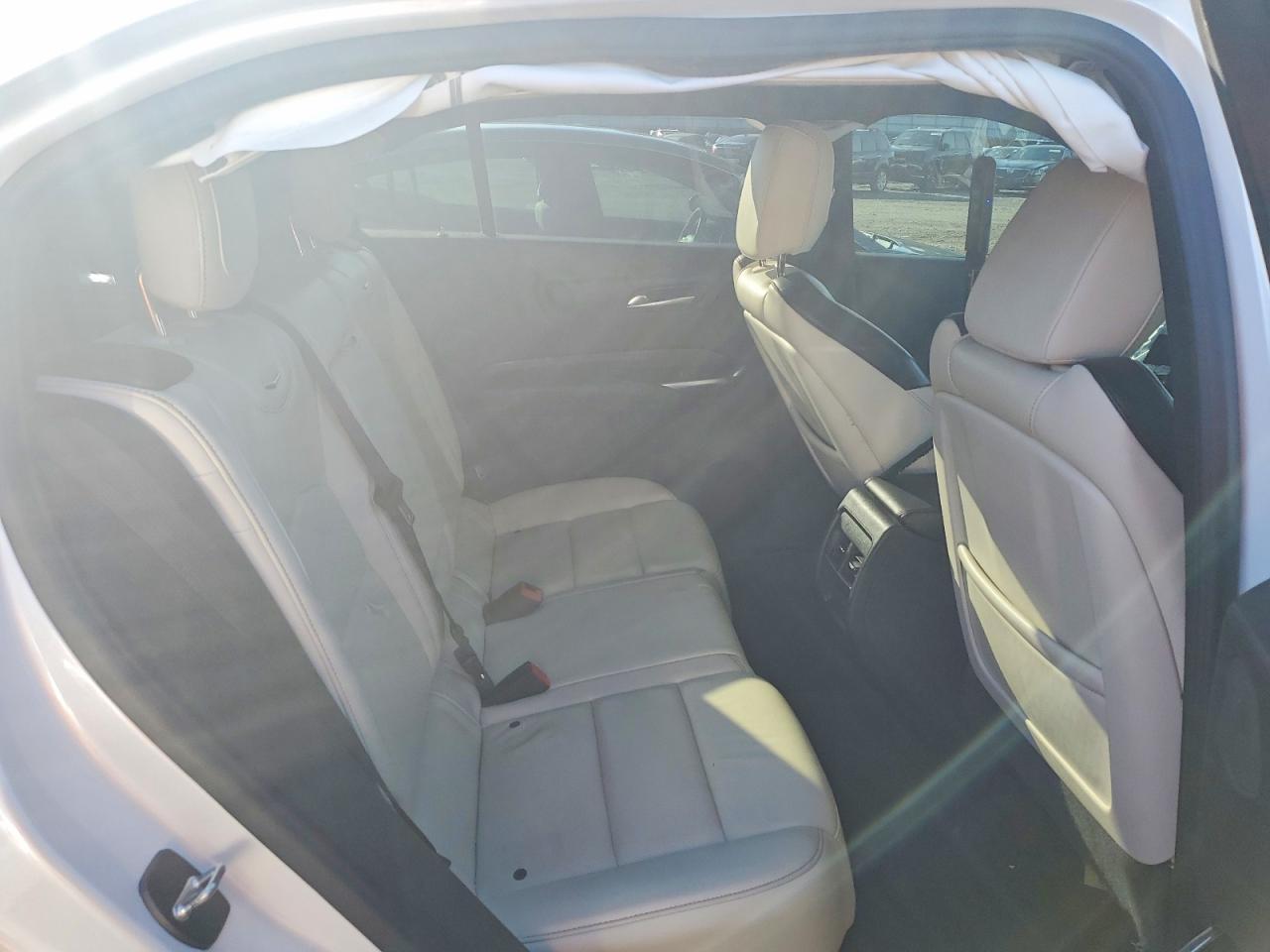2019 Cadillac Xt4 Sport - zdjęcie 10