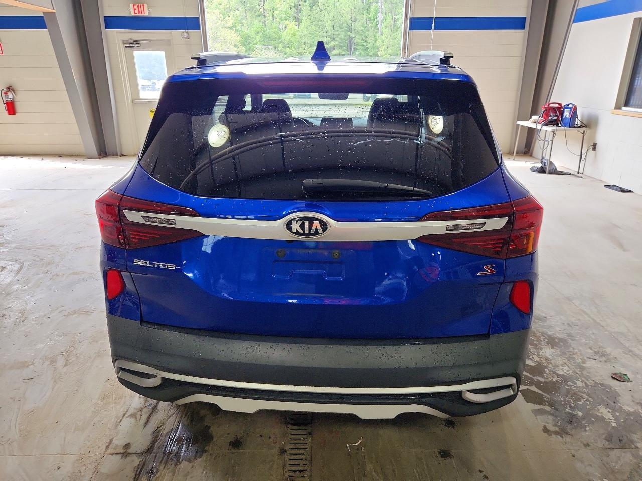 2021 Kia Seltos S - zdjęcie 6