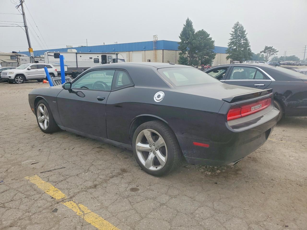 2013 Dodge Challenger R/T - zdjęcie 2