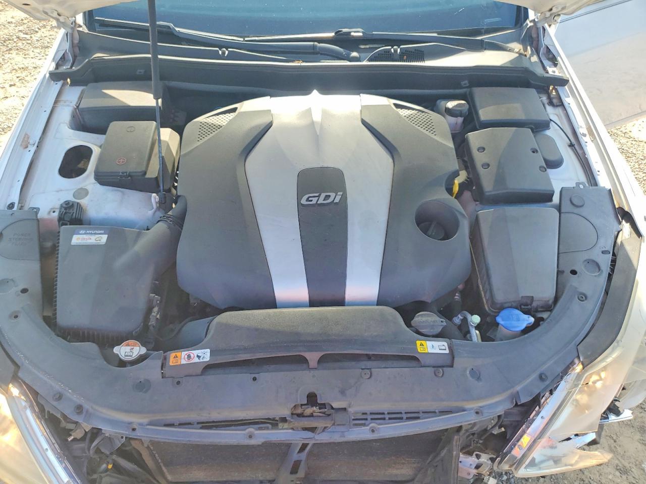 2014 Hyundai Genesis 3.8L - zdjęcie 11
