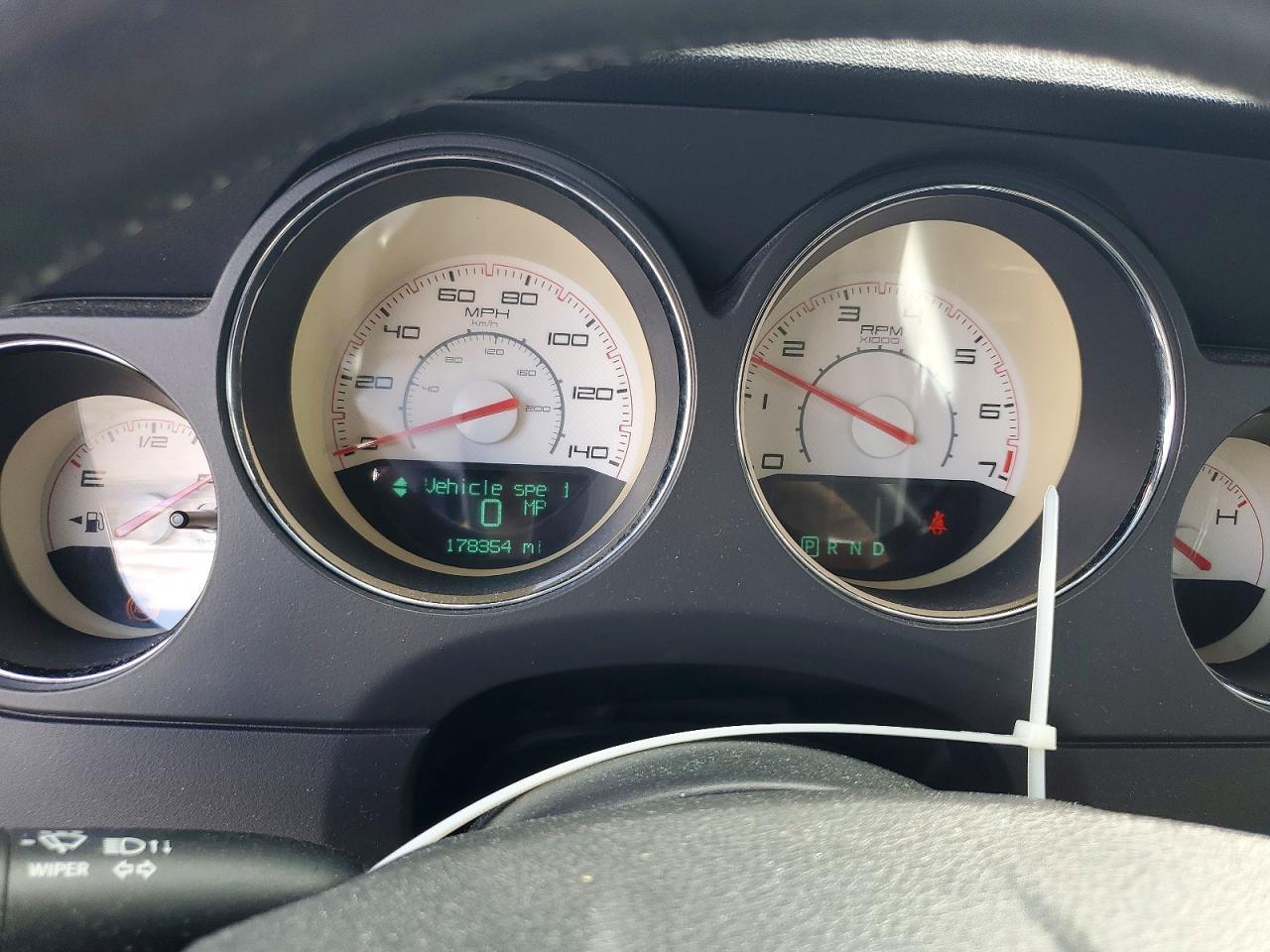 2013 Dodge Challenger Sxt - zdjęcie 9
