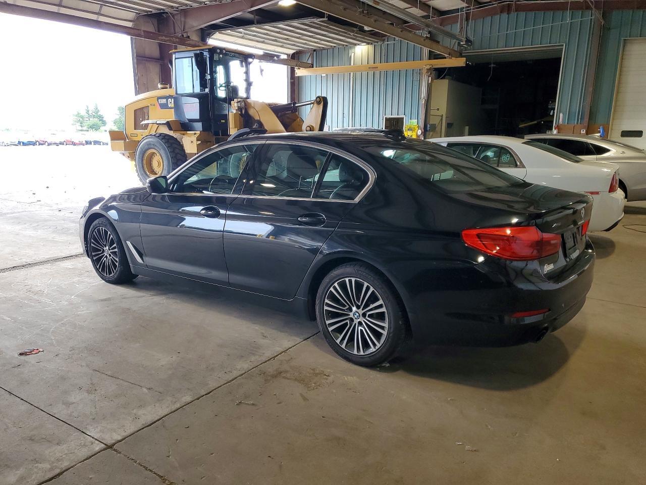 2019 BMW Seria 5 530i - zdjęcie 2