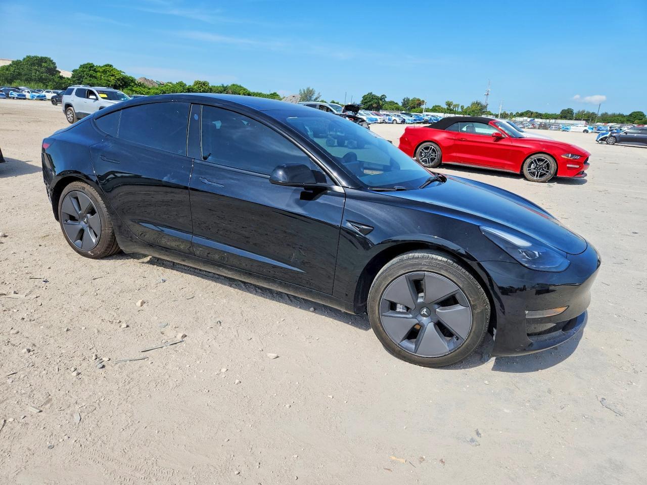 2023 Tesla Model 3 - zdjęcie 4