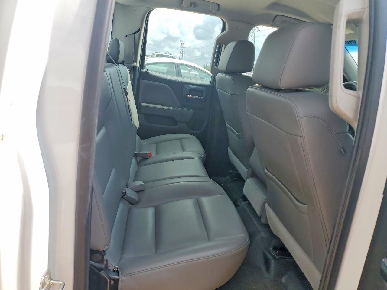 2016 Chevrolet Silverado C1500 - zdjęcie 10