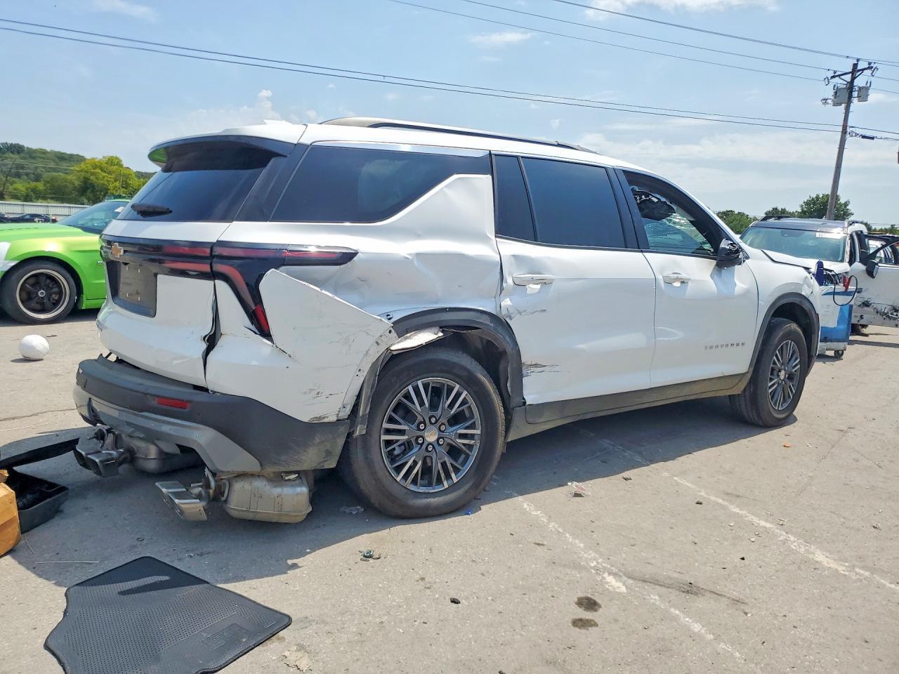 2026 Chevrolet Traverse Lt - zdjęcie 3