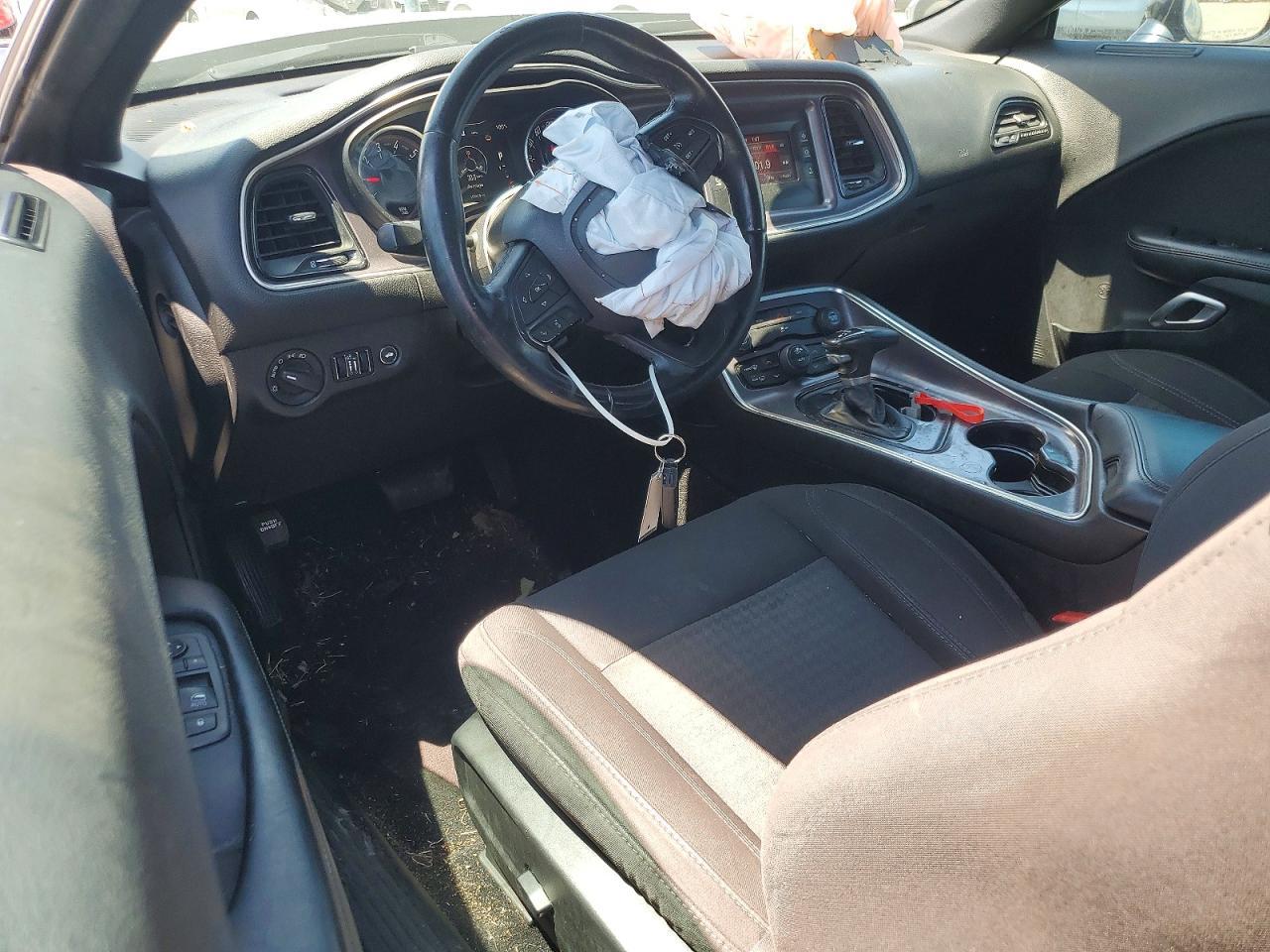 2016 Dodge Challenger Sxt - zdjęcie 8
