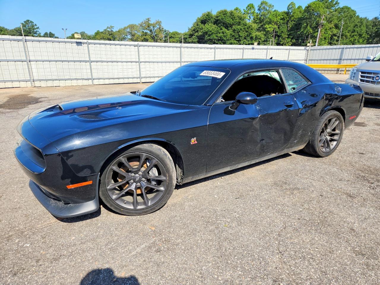2021 Dodge Challenger R/T Scat Pack - zdjęcie główne