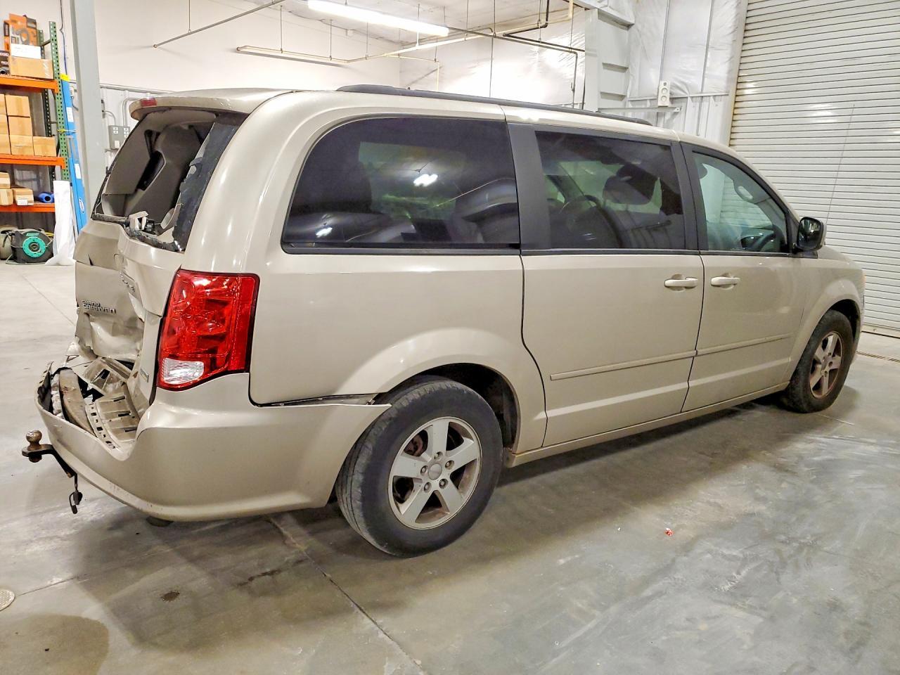 2013 Dodge Grand Caravan Sxt - zdjęcie 3