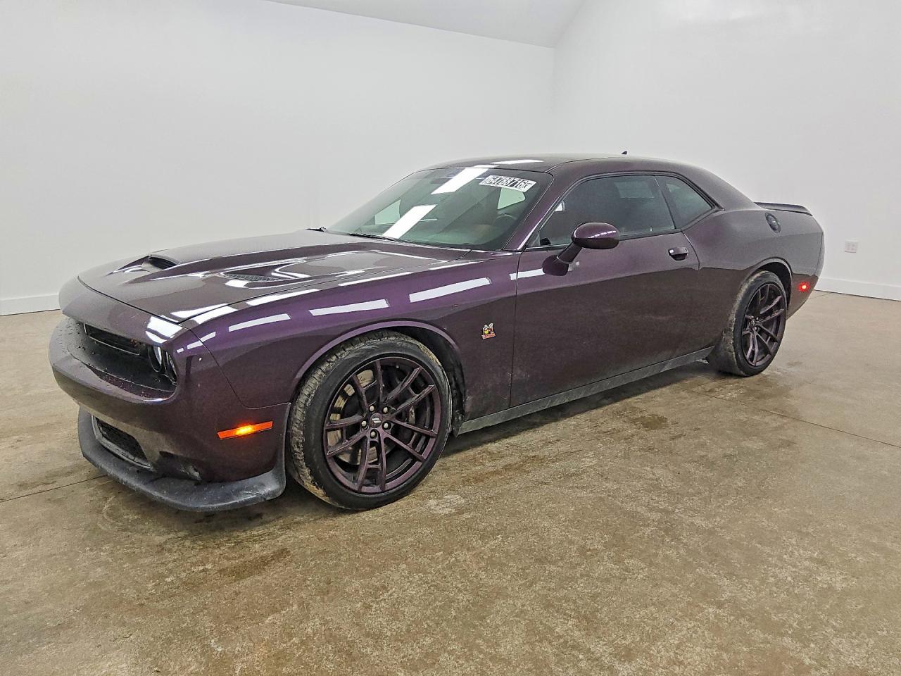 2021 Dodge Challenger R/T Scat Pack - zdjęcie główne