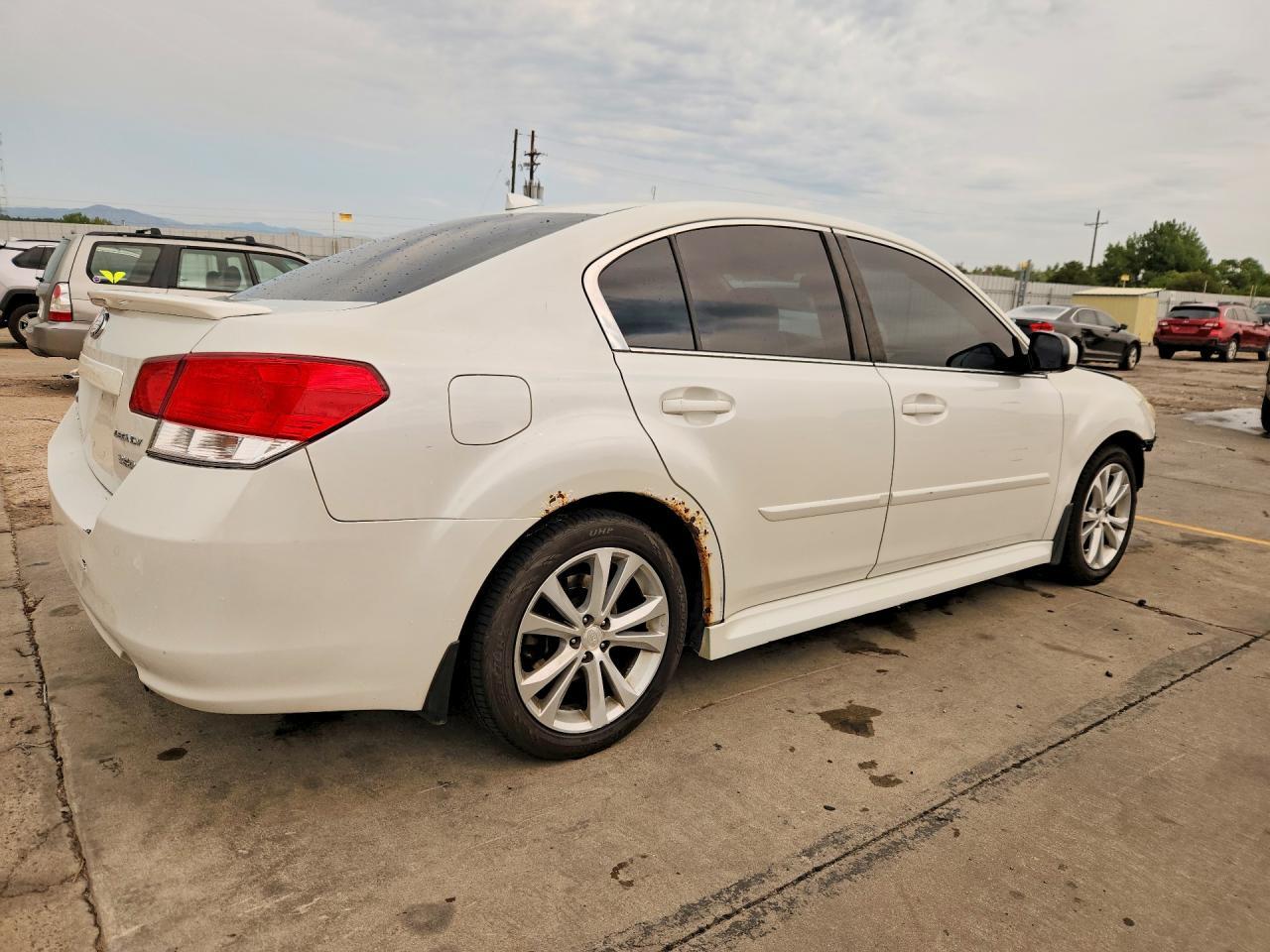 2013 Subaru Legacy 3.6R Limited - zdjęcie 3