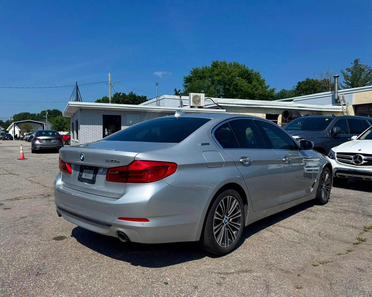 2018 BMW 530Xe - zdjęcie 4