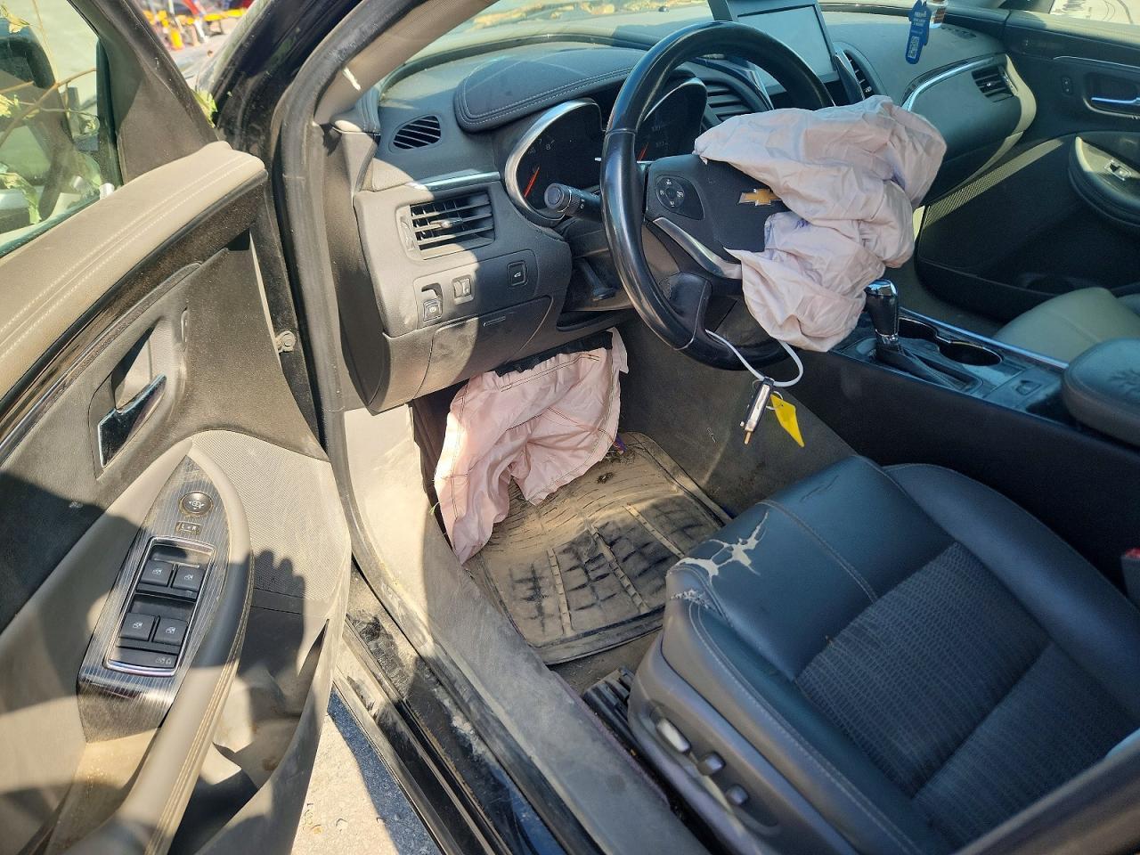 2018 Chevrolet Impala Lt - zdjęcie 8