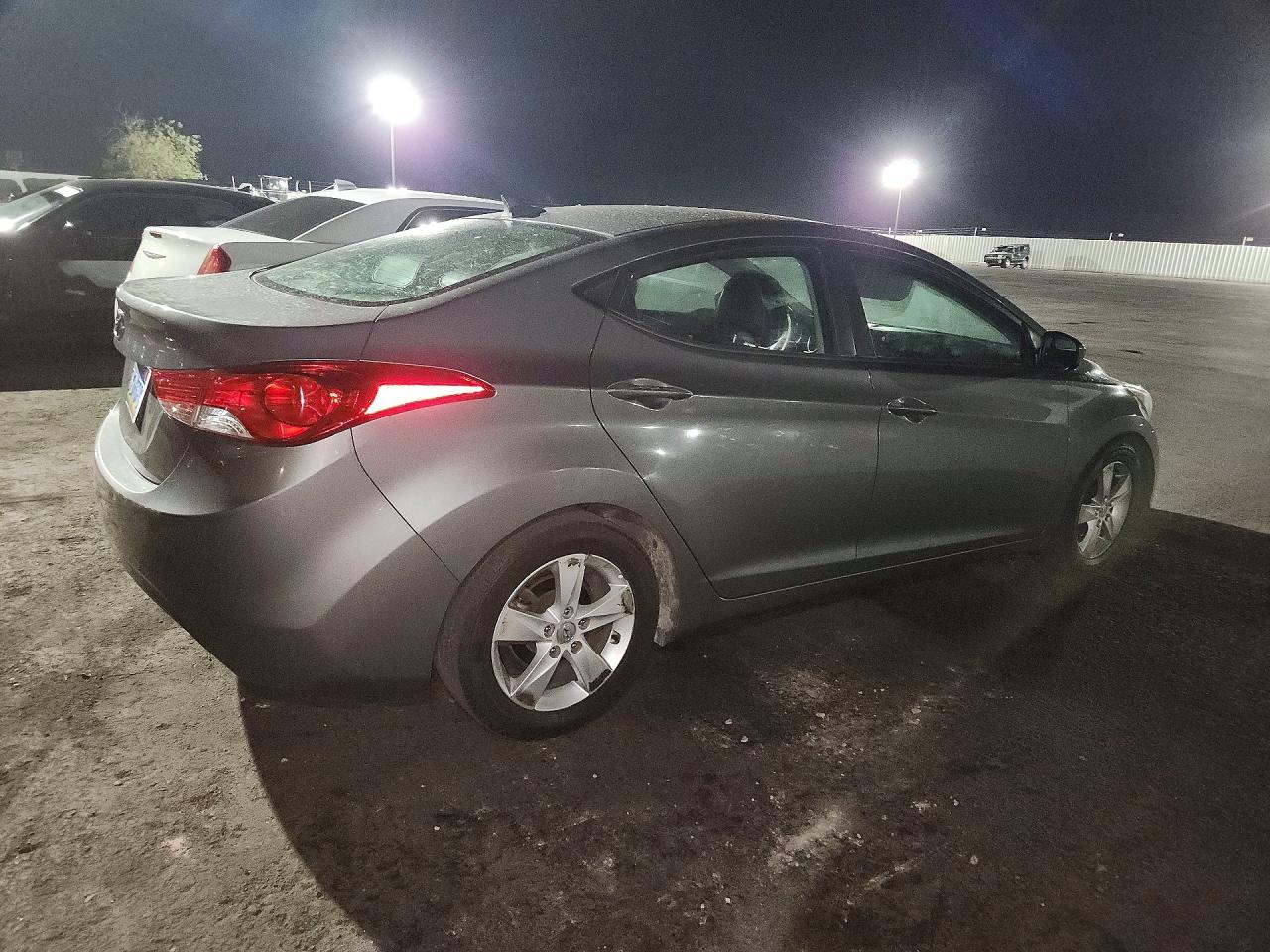 2013 Hyundai Elantra Gls - zdjęcie 3