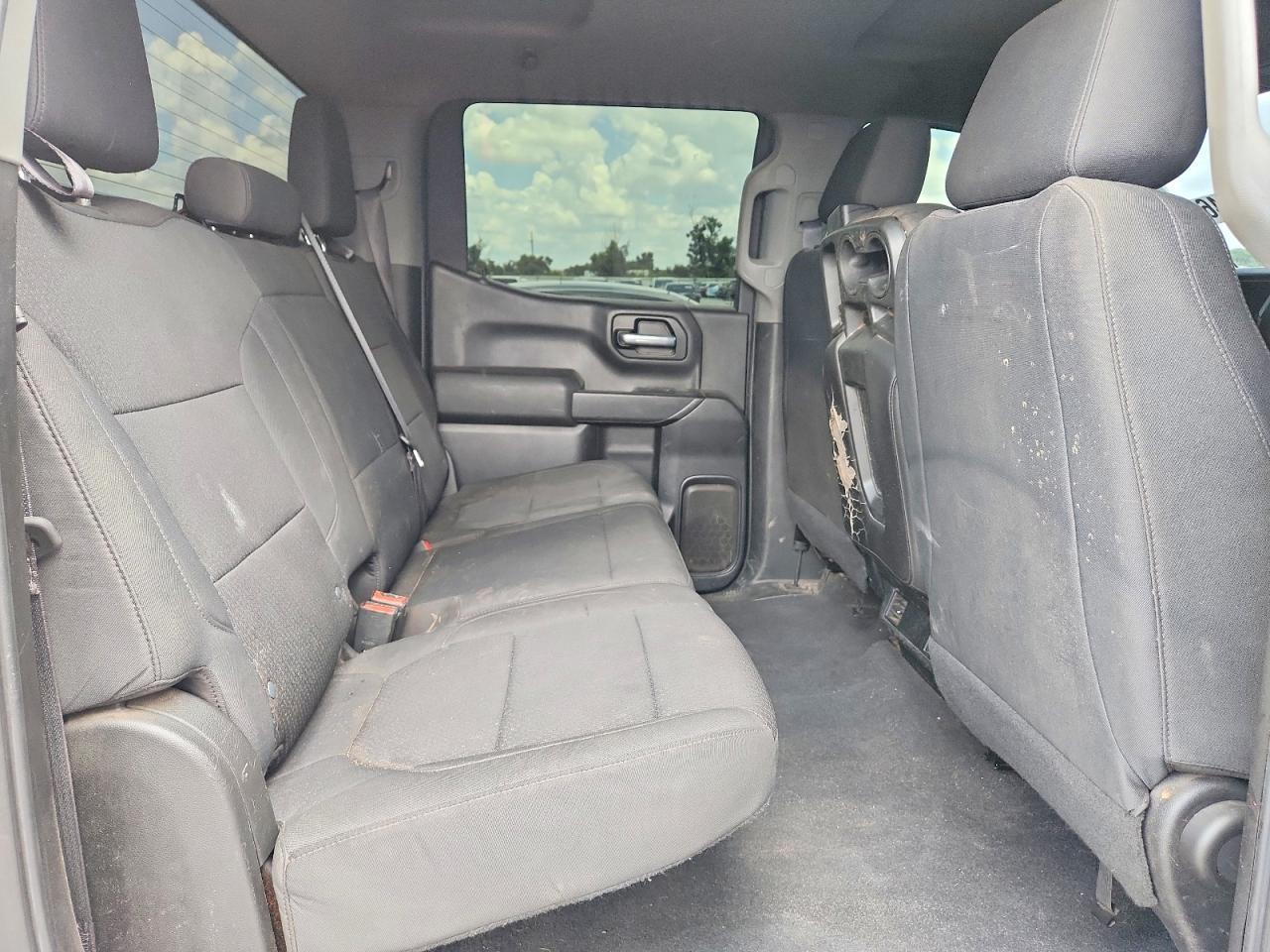 2020 Chevrolet Silverado K1500 Custom - zdjęcie 10