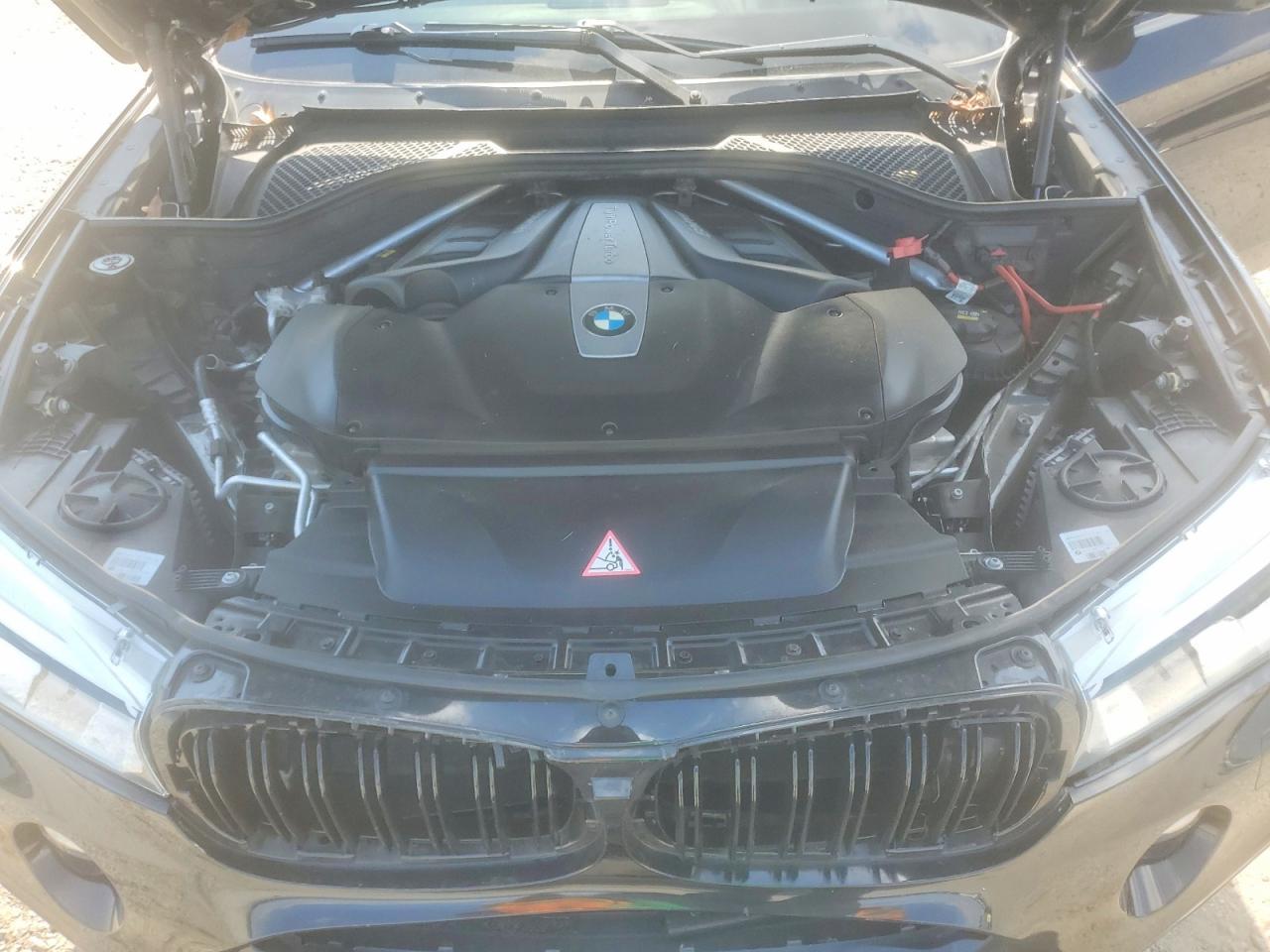 2016 BMW X6 xDrive50I - zdjęcie 12